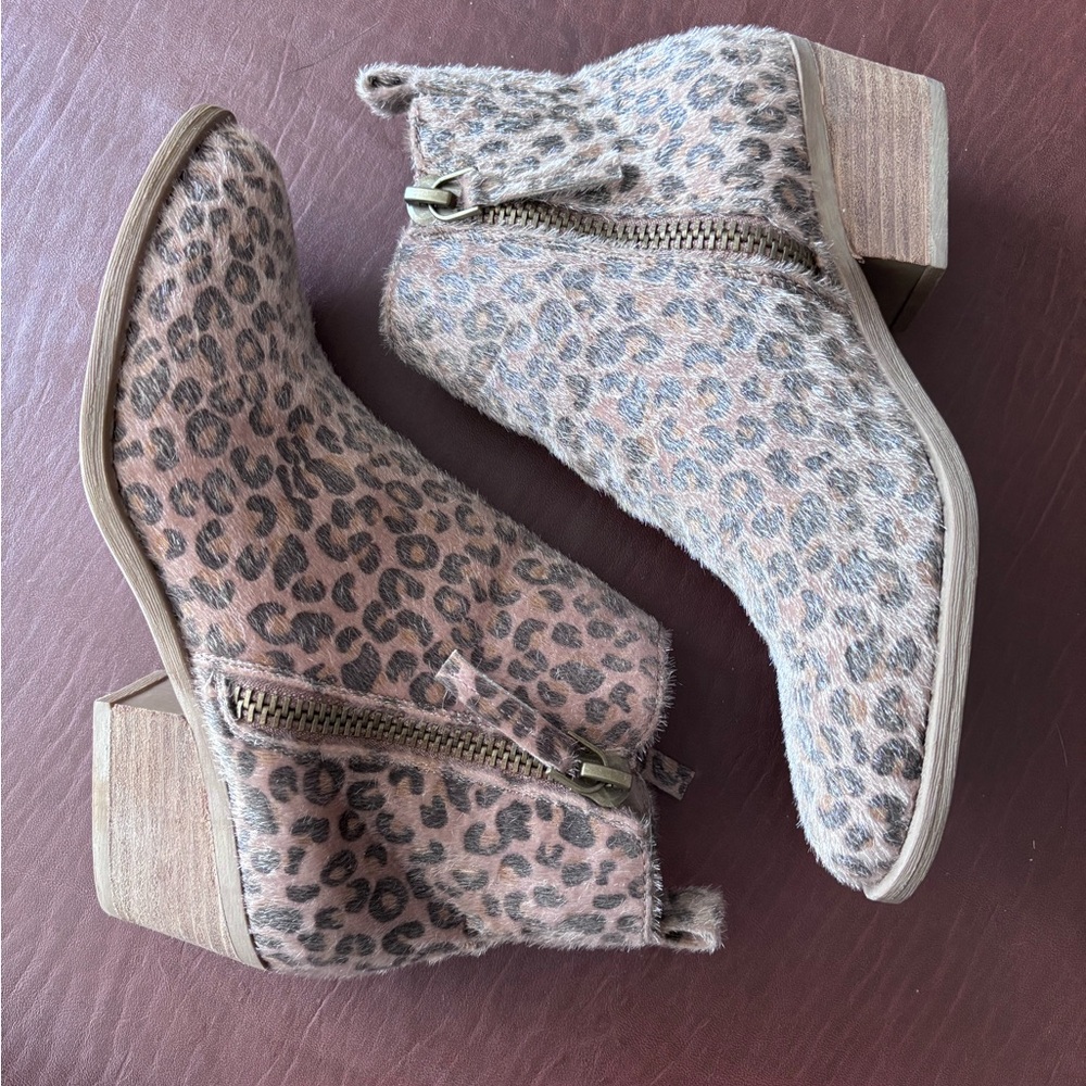 Very G Leopard Print Ankle Booties